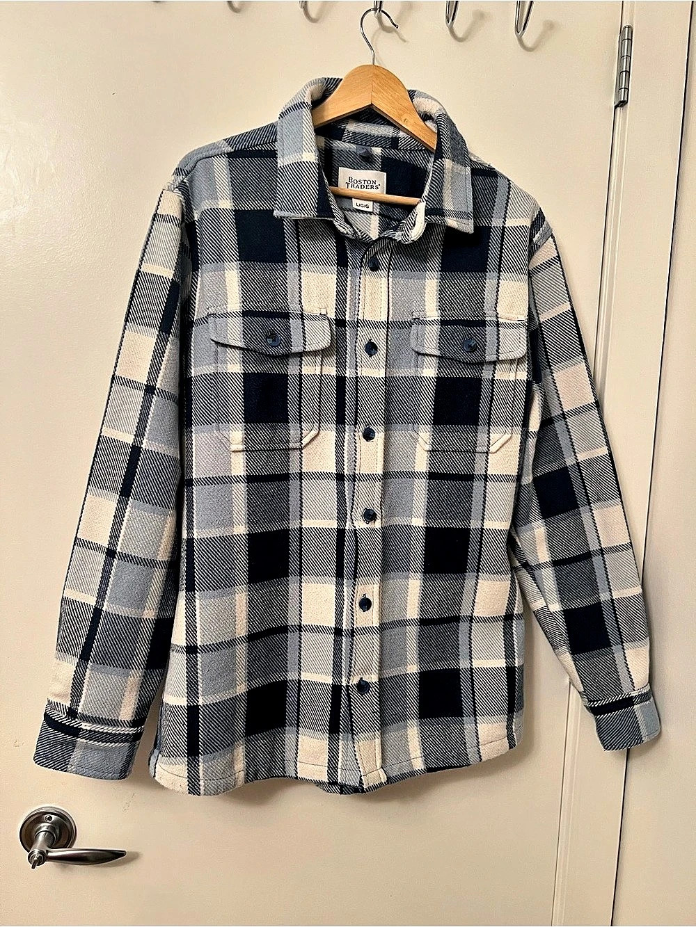 Boston Traders Plaid Button‑Up Jacket – Blue & Cream, Size Large - Picture 2 of 10